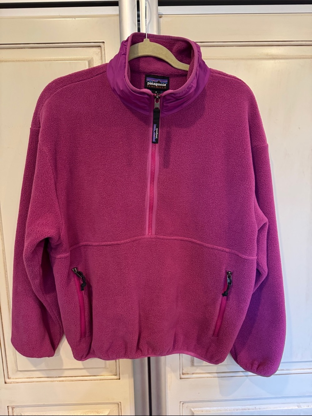 Patagonia medium plum synchilla pullover